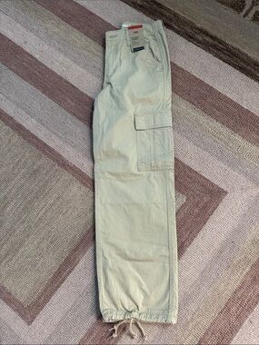 Levi's Beige 94 Cargo Pants 24x30 NWT